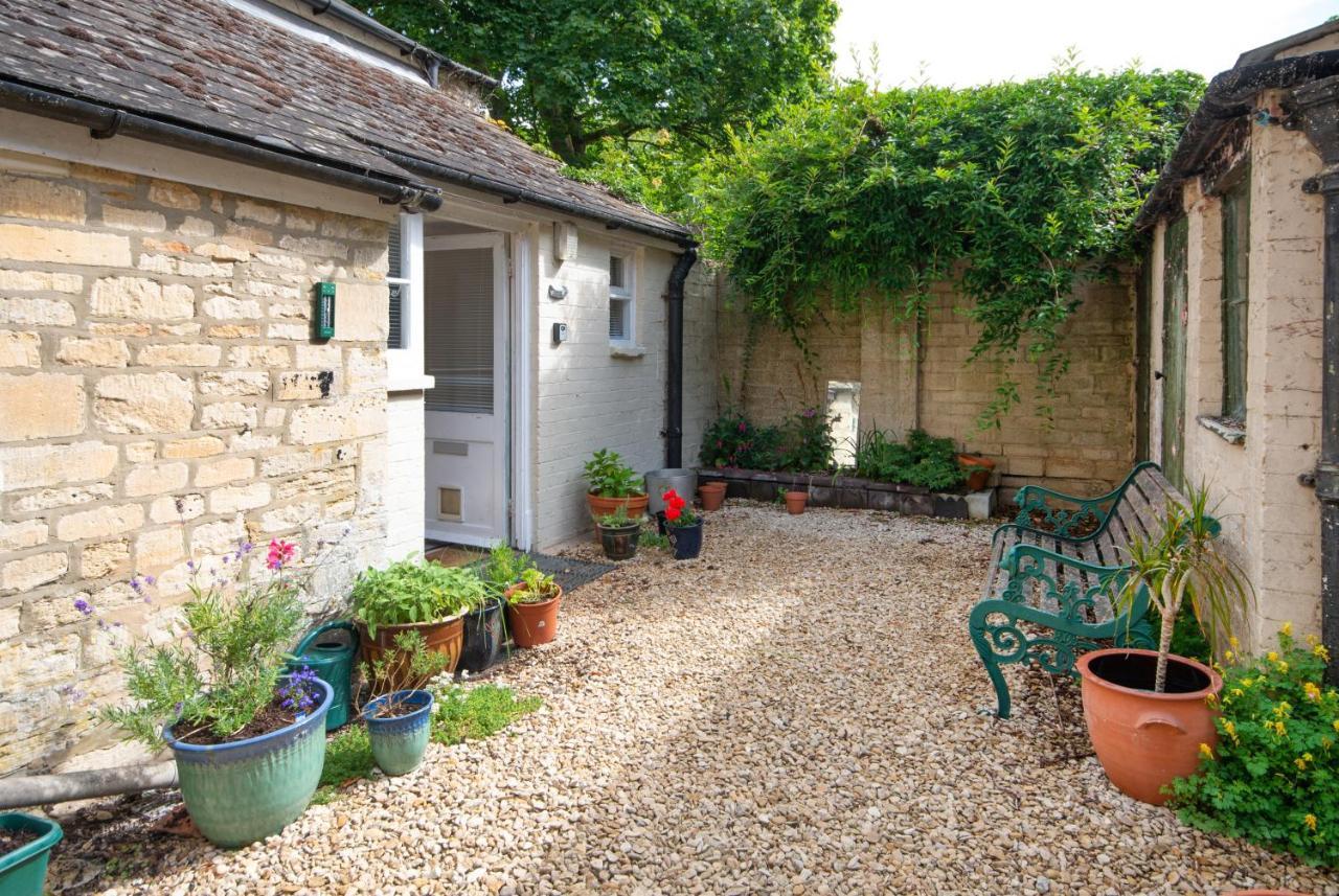 The Courtyard Cirencester Luaran gambar